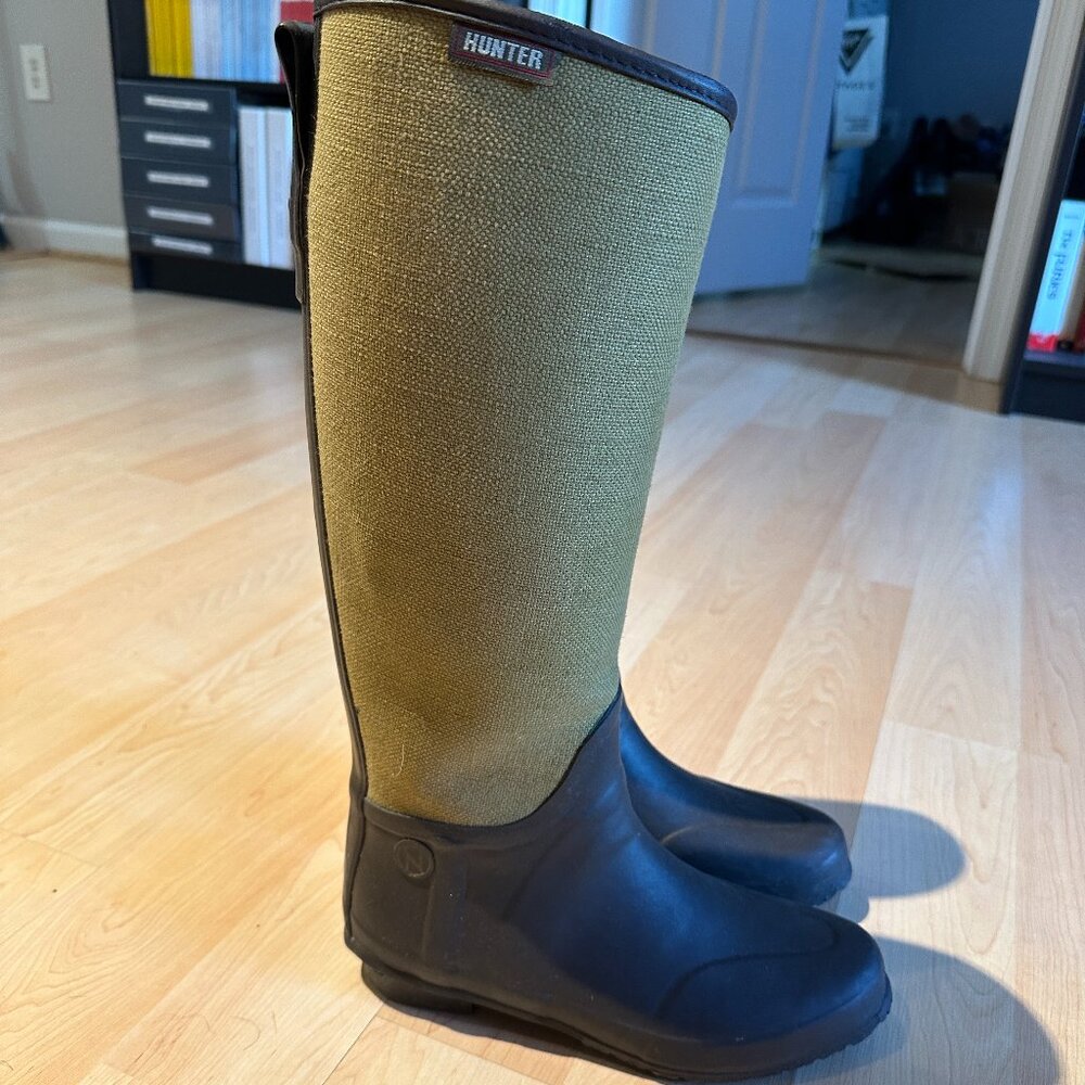 Hunter Boots Women's Limited Edition 'Lady N' Olive Green